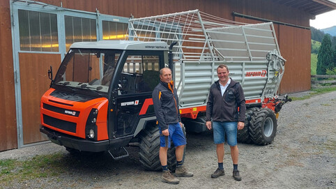 Maschinenübergabe  Familie Doregger vlg. Oberschied
