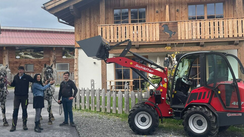 Maschinenübergabe  Johann Thurner Hotel Sieglhub Flachau
