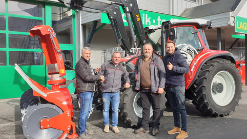 Maschinenübergabe Maislinger Sonnblickbasis