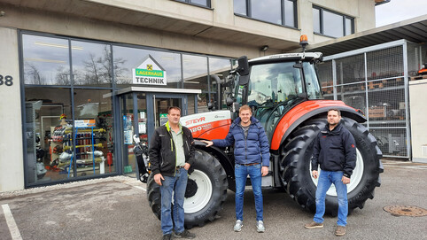 Maschinenübergabe Familie Sams